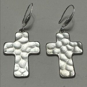 🧡Hammered SilverToned Christian Cross Drop Earrings🧡